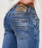 Мужские джинсы Levis 501 Original Fit — изображение 3